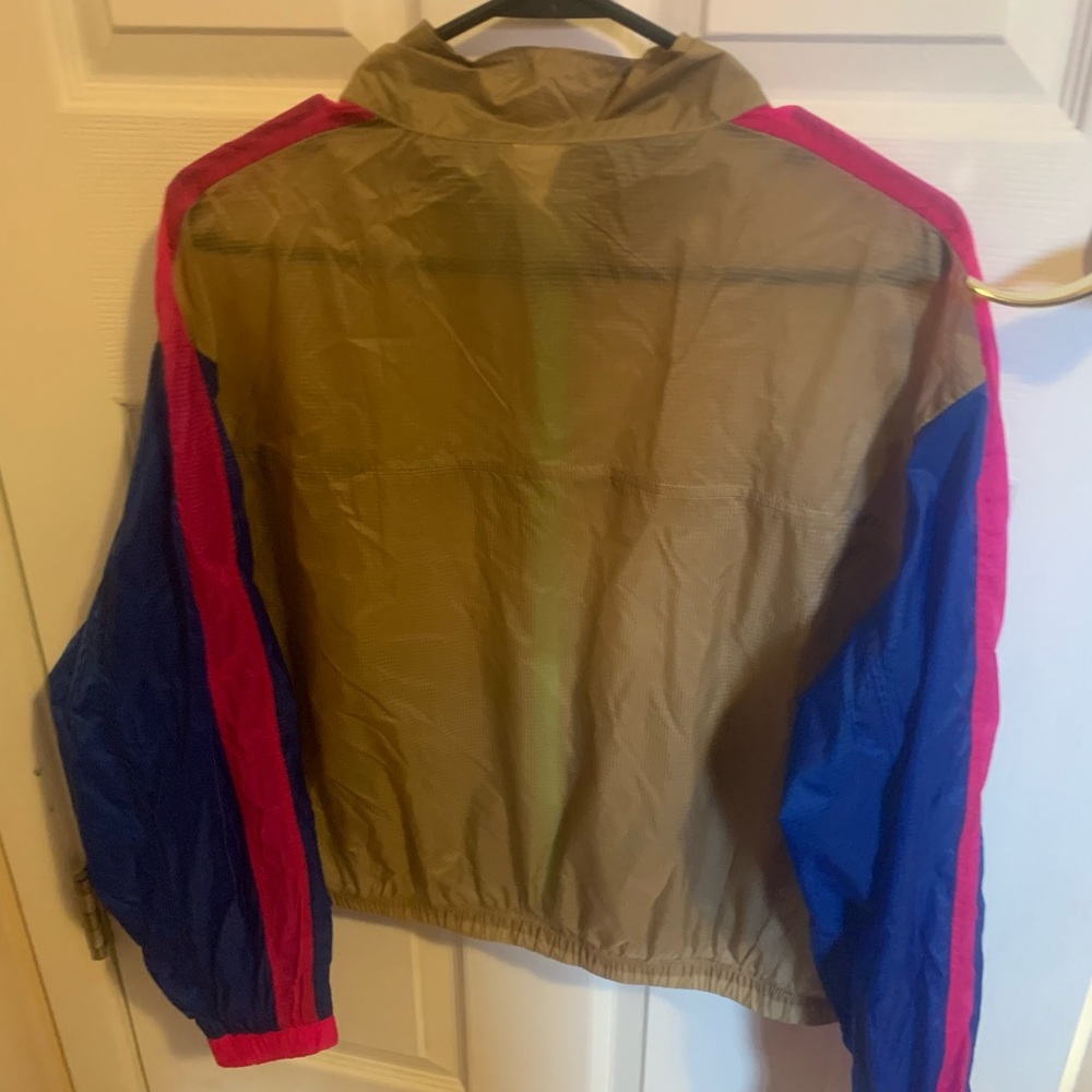 Fabletics Windbreaker, Size Medium, Cropped, Cond… - image 3